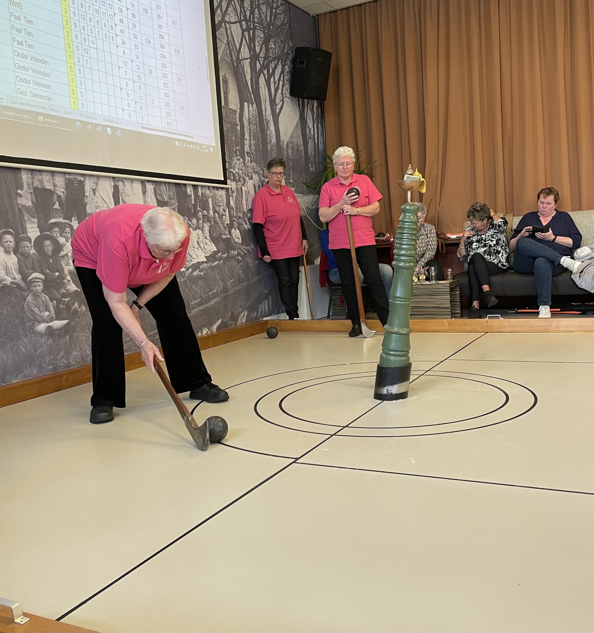 Anneke Molenaar,Janny Schuur,Marrie Schuur