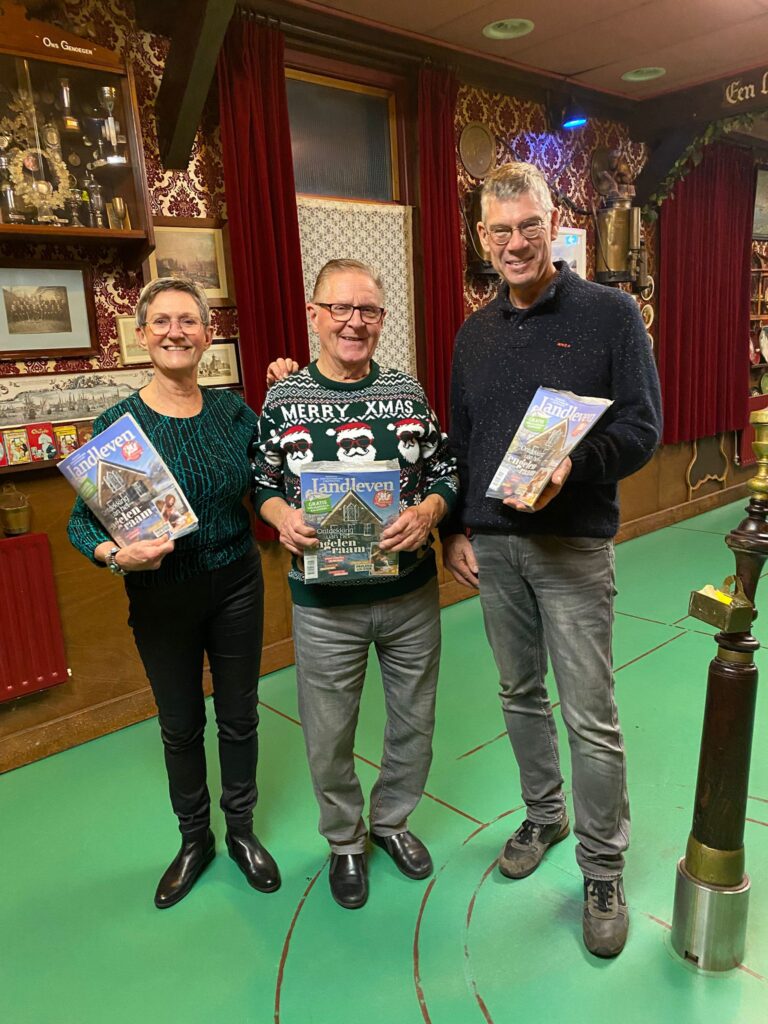 11792CEF-D578-48A4-8167-1C5E13211387