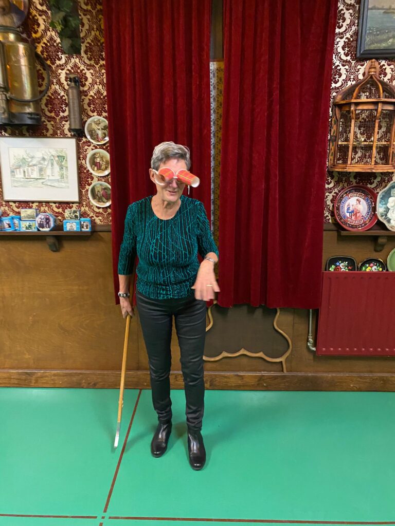 D468E402-6F77-4A25-9B78-67342DC407EB